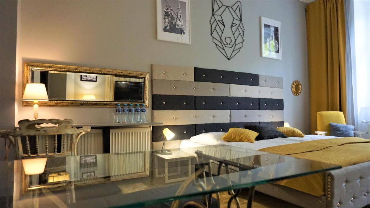 Explorer B&B Old Town Rooms & Apartment #Don'T Be A Tourist, Be An Explorer! Poznan Exterior foto